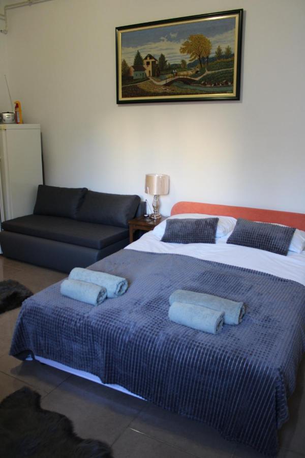 Studio Apartman Hinko Ðakovo Eksteriør billede
