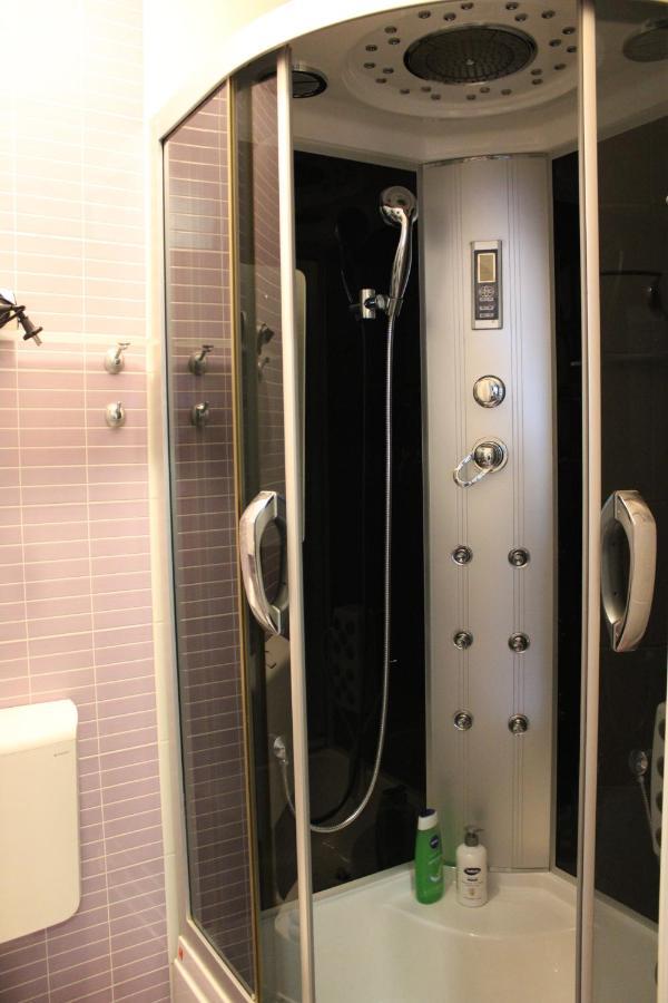 Studio Apartman Hinko Ðakovo Eksteriør billede